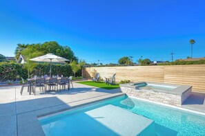 Soak away all your worries in the hot tub or enjoy lounging & dining outdoors