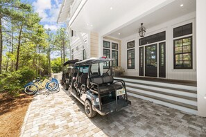 6 Bikes and 6-Seater Golfcart included