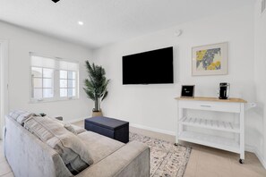 Living room / Media 