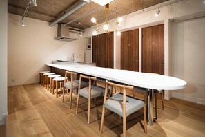 Dining kitchen
