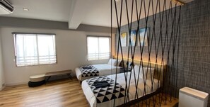 Example of a deTOUR Superior Twin Room