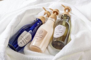 POLA shampoo, conditioner and body soap