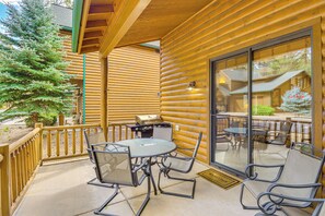 Patio | Gas Grill | 2-Story Home