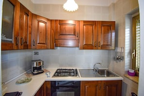 Autumn, Kitchen, Spring, Summer
