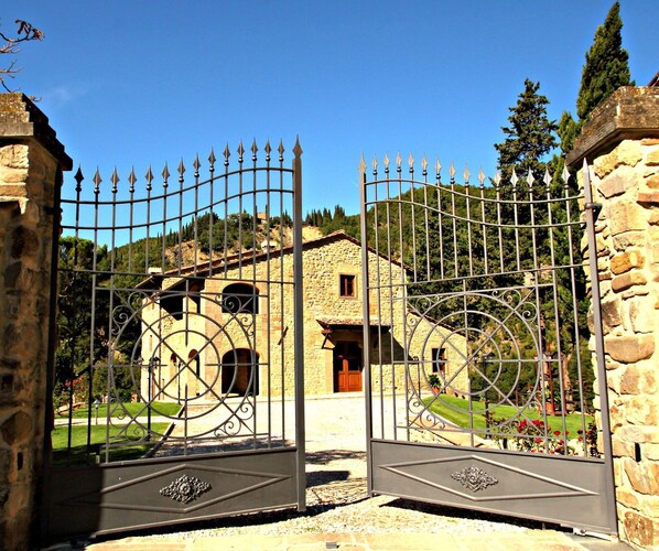 Building Exterior, Main Entrance