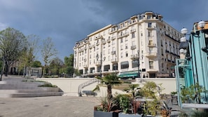 building view