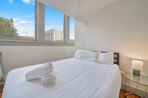 A sanctuary of rest and relaxation: The perfect bedroom for sweet dreams.