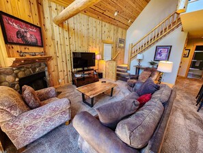 2. Eagle Creek 3 Bedroom Chalet BEC80