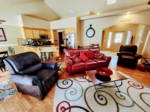 5.Ridge Three Bedroom Home BHS55