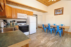 Kitchen and Dining Seating