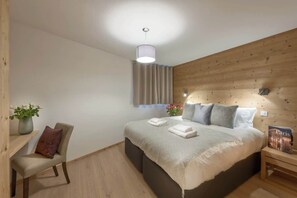 King bedroom