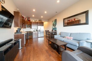 Newpark Terrace 57-Living room, gas fireplace, sofabed