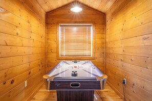 Ridge Vista's game area