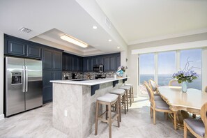 PGT 2208-18