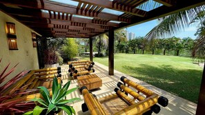 Seating area