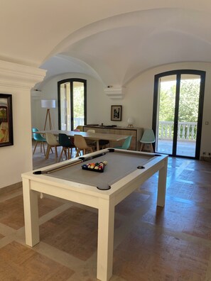 Game room