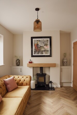 Living Room / Lounge