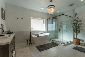Spa like Master Bathroom