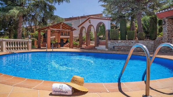 Casa Rural Villa Los Arcos Monachil by Ruralidays