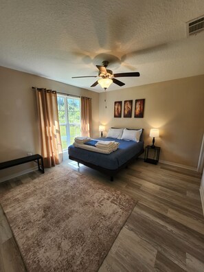 Bedroom 1 with Queen bed