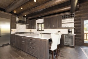 Wine Cooler in Kitchen | Main Level