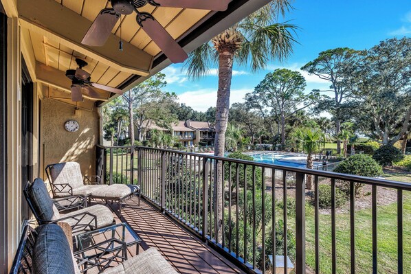 With ocean views, zero-entry heated pool and direct beach access just moments away, delight in leisurely strolls and thrilling surfing adventures.