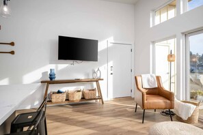 The open and airy design ensures a relaxing and inviting atmosphere for your stay.
