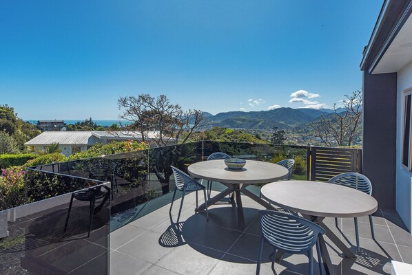 Sensational Views at Seascape Escape
