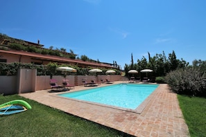 Piscine maison de vacances