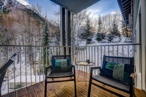 Open aspect and mountain views 