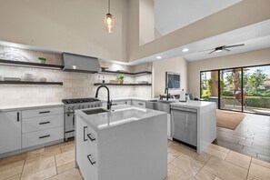 Private kitchen