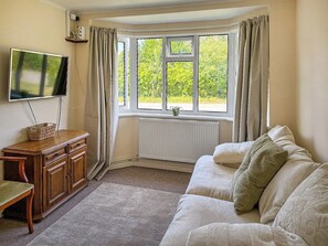 Living area | Lowal Annexe - Lowal House, Saffron Walden