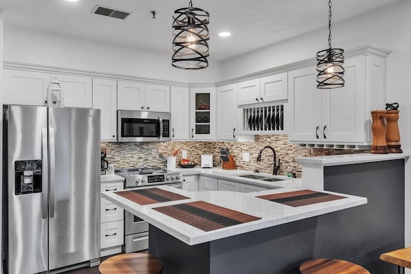 Indoors, Kitchen, Refrigerator, Microwave, Oven