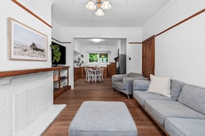 Spacious but cosy inner city getaway