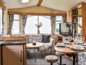 Living area | Marni’s Seaview, Heysham, near Morecambe