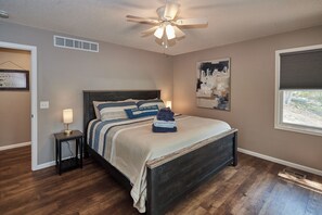 Bedroom #1 (Master) with king bed
Includes USB-A/C chargers in nightstand lamps