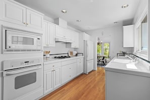Main Floor Kitchen