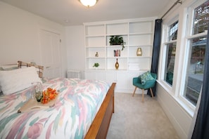 Upstairs Queen Bedroom