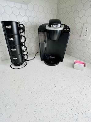 Kaffee und/oder Kaffeemaschine