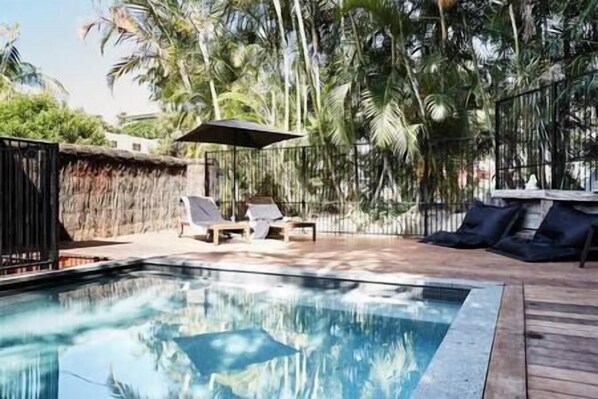 Ozone pool (1)