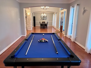 Spielezimmer