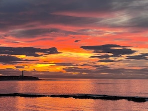 Himmel, Wolke, Afterglow, Horizont, Sonnenuntergang, Wasser, Orange, Dämmerung, Morgenröte, Sonnenaufgang