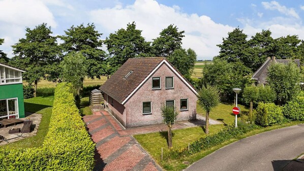 House view from the front