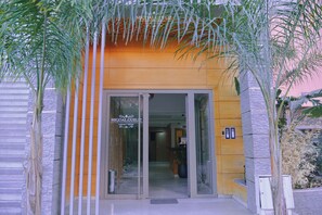 Esterni