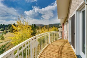Private Balcony | 1,935 Sq Ft | 2-Story Unit | 3rd-Floor Condo