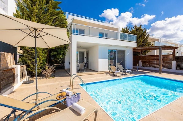 Beautiful villa with private pool and terrace