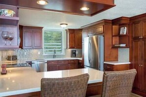 Aloha Beachside Getaways (3)