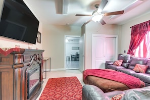 Living Room | Central A/C