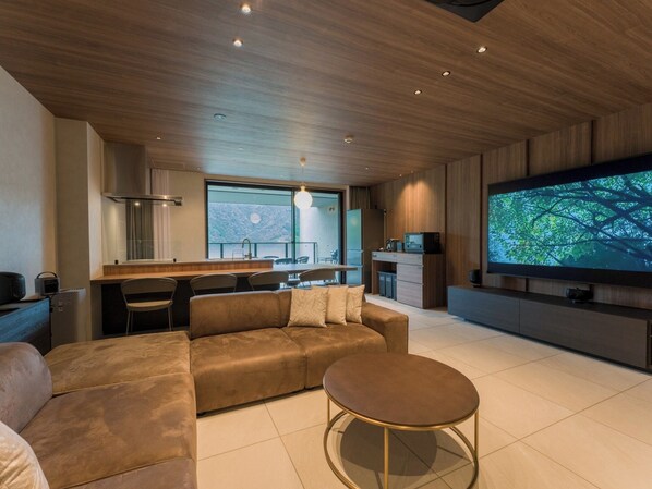 [Living room (B)] A spacious living room with chic interior design