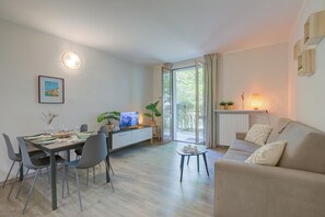 Living and dining room